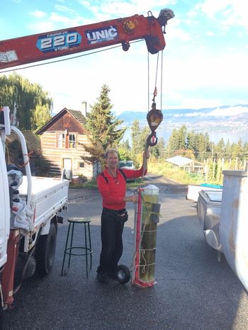 Unloading the “Pope Mobile”