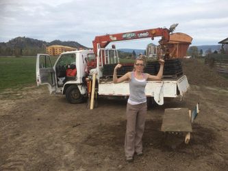 Ten helped do all the big lifting