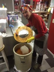 The custom lid came off, and the smell of over a hundred pounds of cabbage and
radish flavoured garlic, ginger, onion, pepper, and fish sauce filled the room!
Wonderful!!!